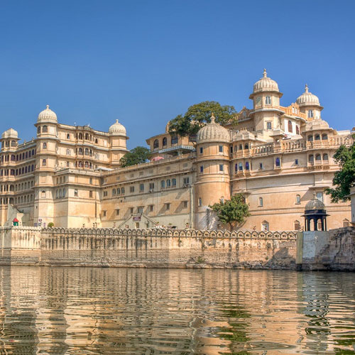 city-palace-museum-udaipur